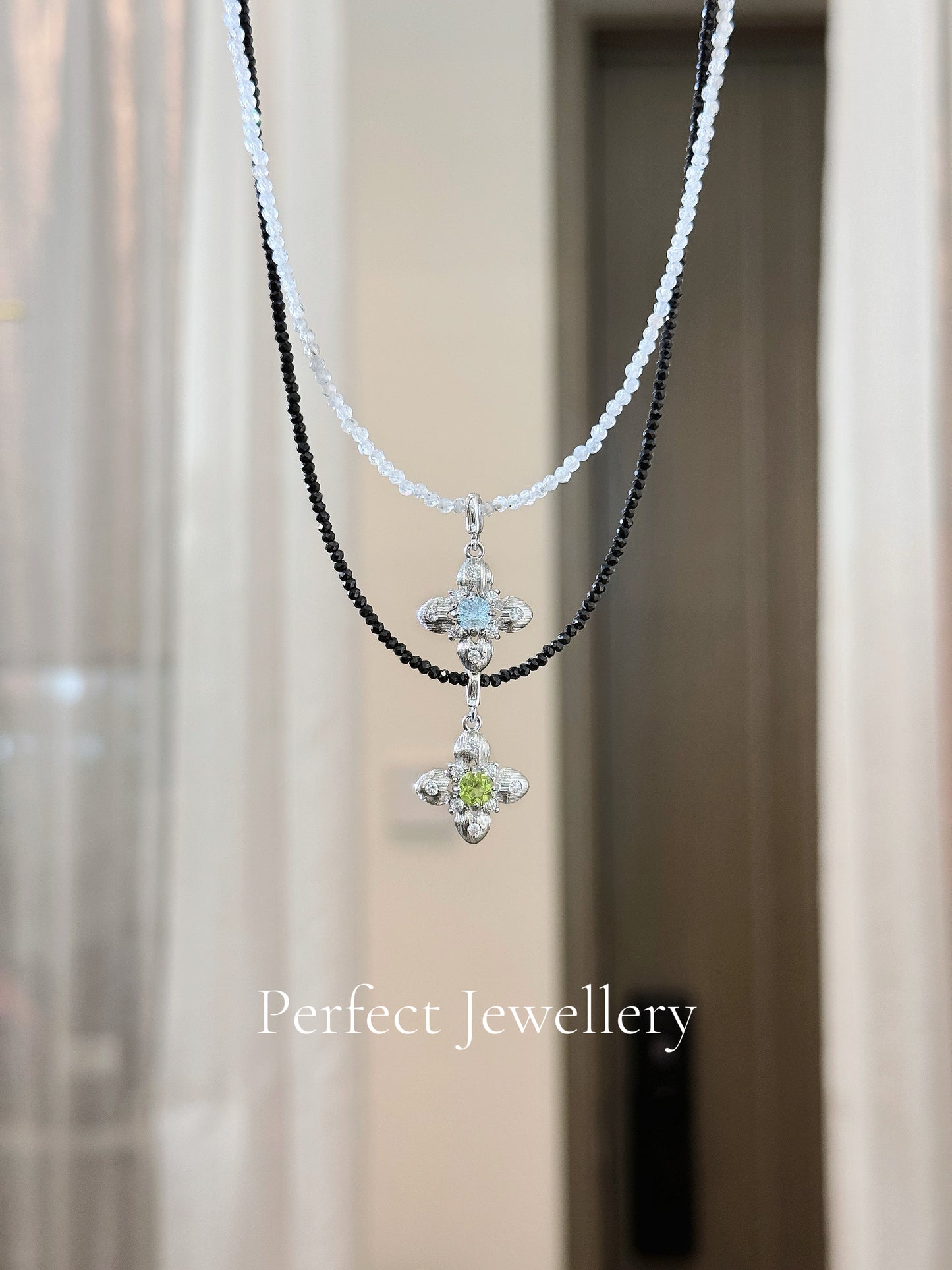 Topaz & Peridot Pendant 藍托帕&橄欖石四花萬能扣吊墜