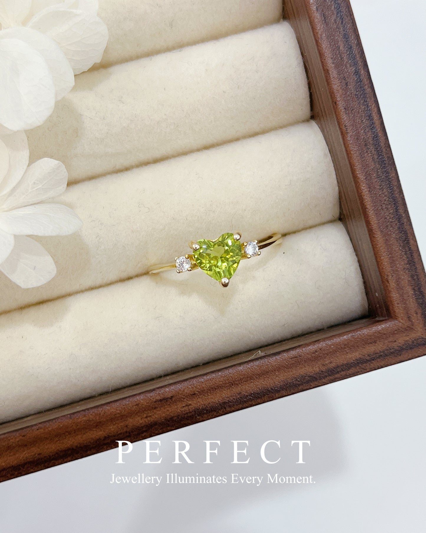 Peridot Heart S925 Ring | 橄欖石愛心三石戒指