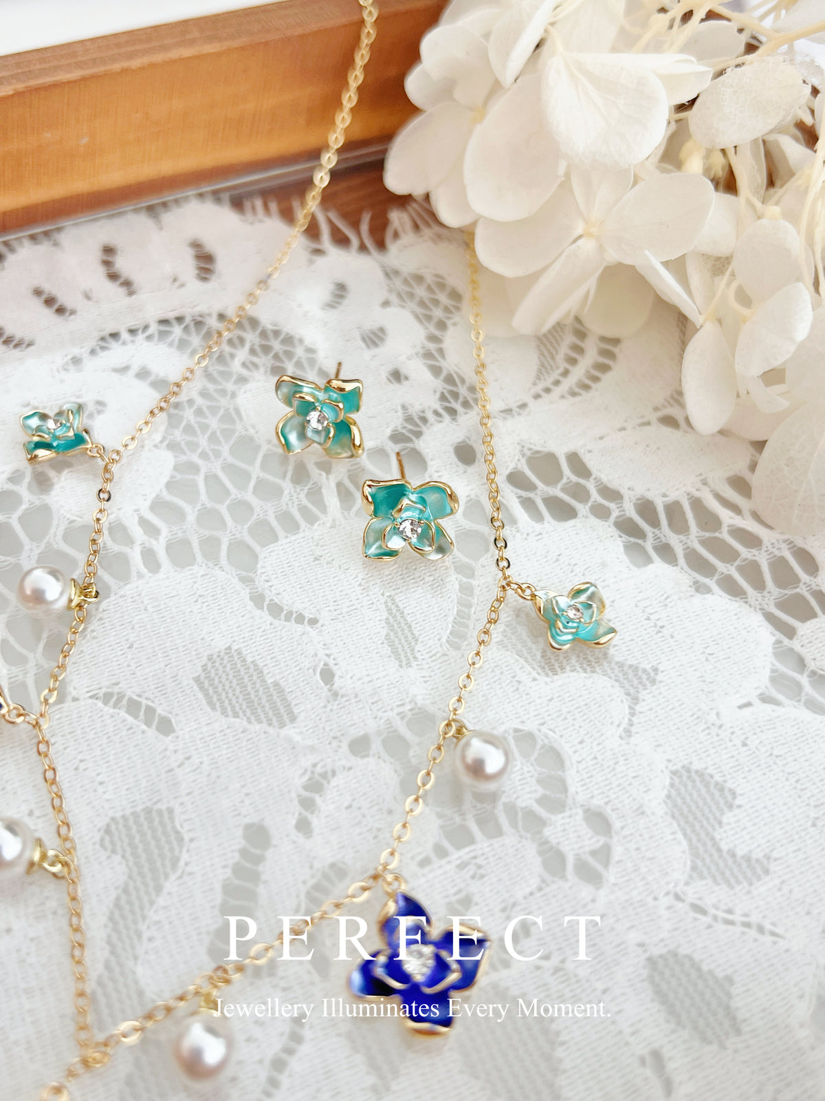 Blossom Brass Necklace & Earrings Set | 繁花系列套裝