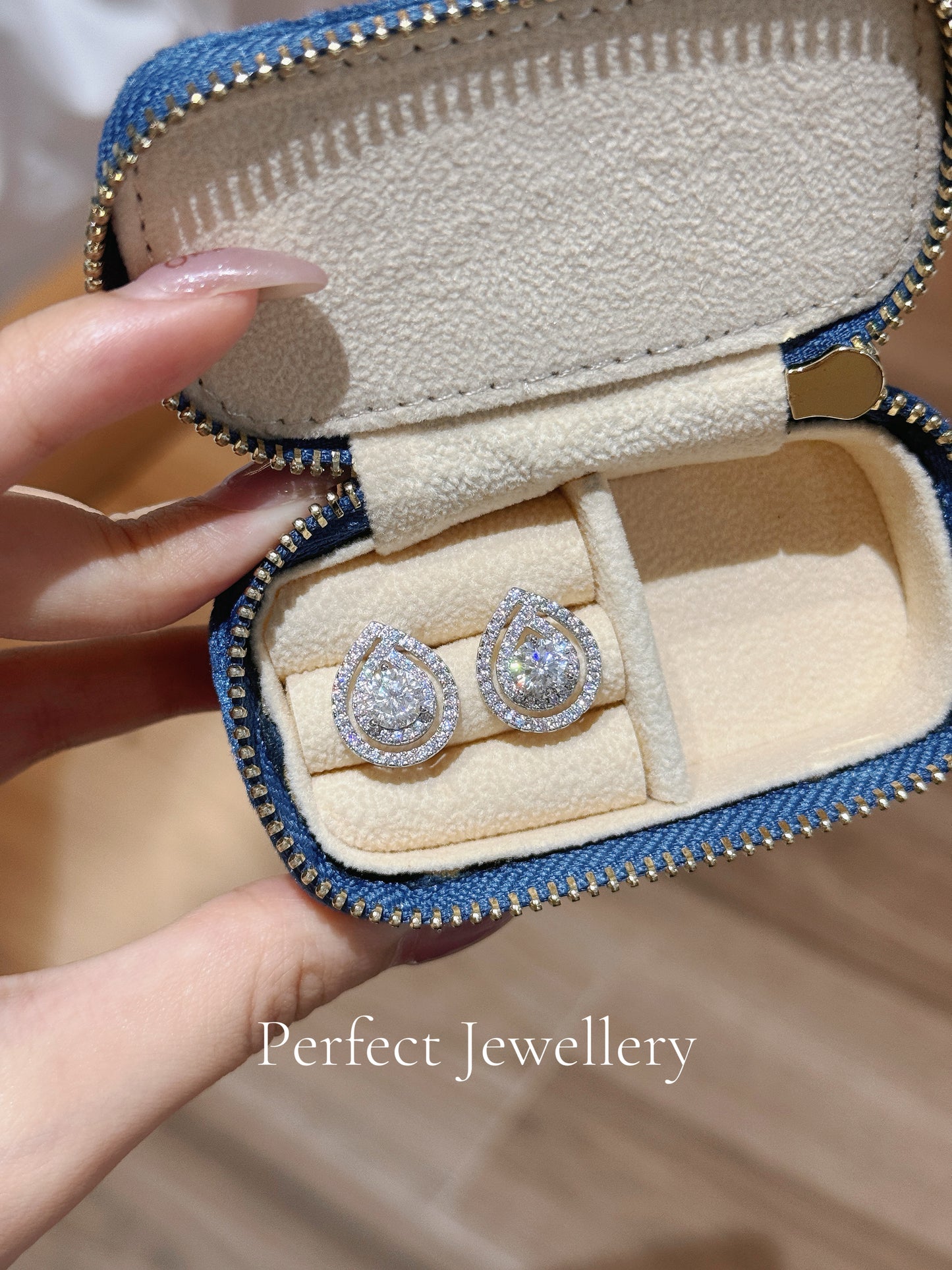 [Brass] 2ct Moissanite Earring ✨莫桑鑽水滴型華麗耳釘