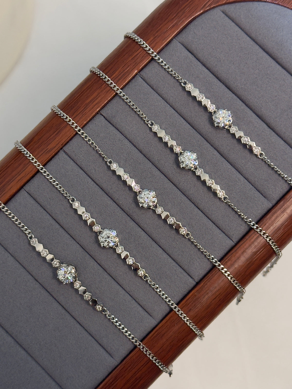[Brass] ✨1 ct Moissanite Braclect ｜蜂巢1ct莫桑手鍊