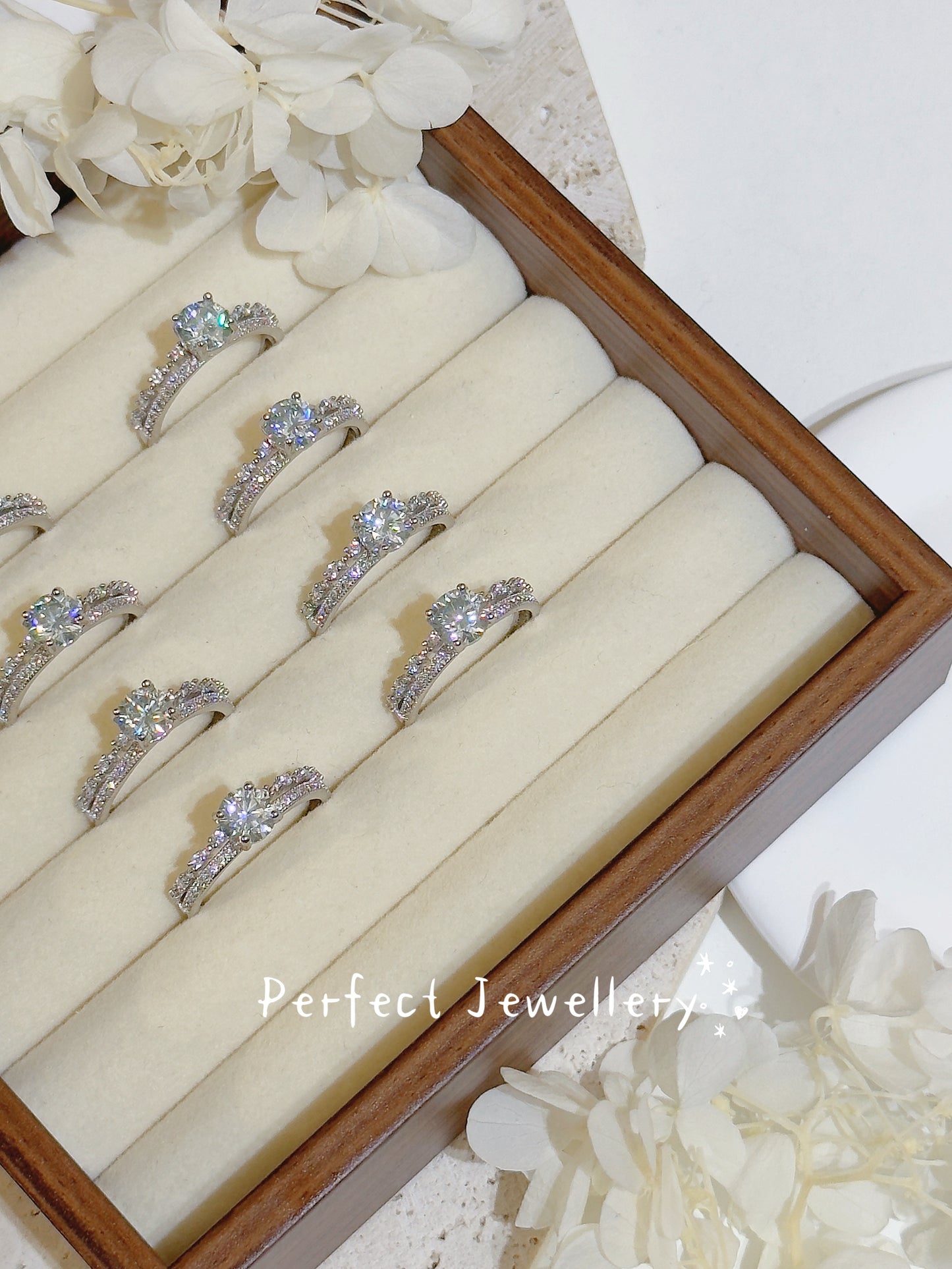 [Brass] 1ct Little Blue Moissanite Ring✨ | 1ct 爆閃莫桑雙層滿天星戒指💍