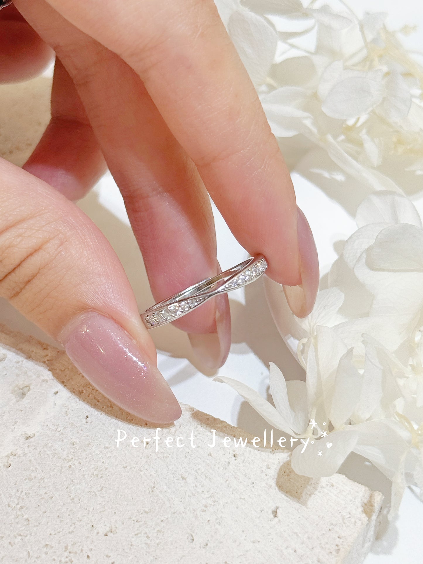 [Brass] Moissanite Ring | 白莫桑排戒