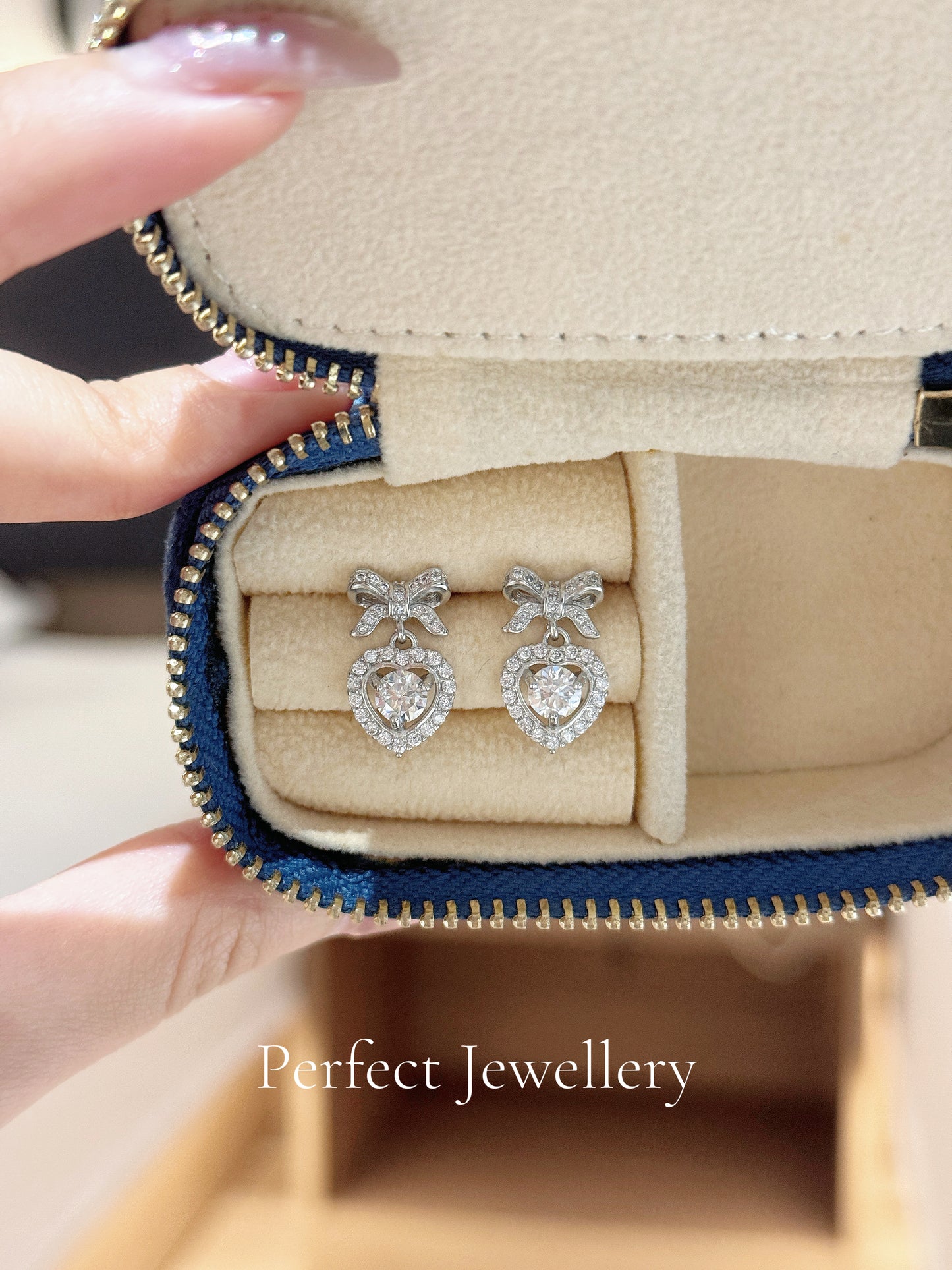 [Brass] 1ct Moissanite Earring✨莫桑蝴蝶結&愛心耳釘
