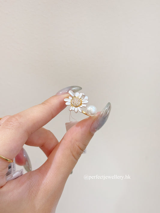 Freshwater Pearl Ring 淡水珍珠夏日雛菊🌼戒指