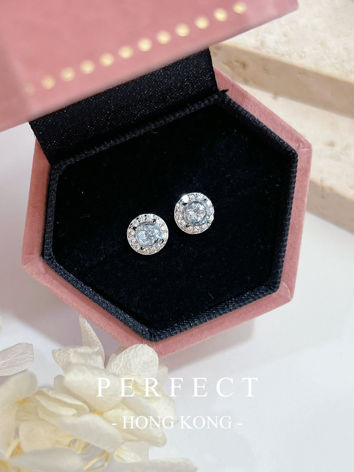 ✨Aquamarine S925 Earrings | 海藍寶🌊圓形圍鑲耳釘✨