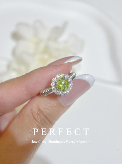 ✨Peridot S925 Ring | 橄欖石花環戒指💚✨🧚‍♀️